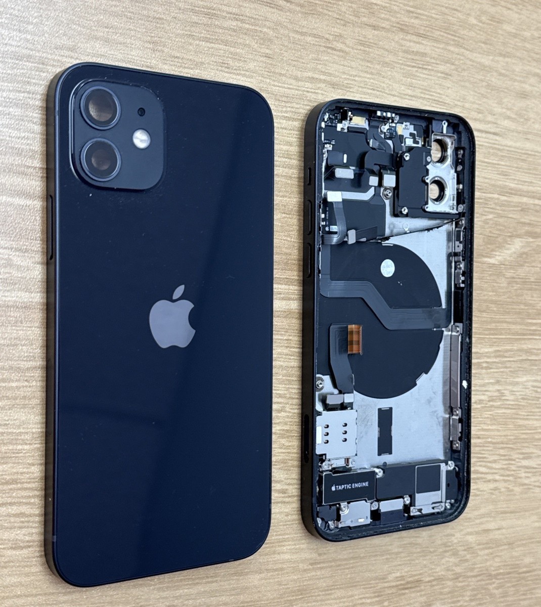 Carcaça Aro Chassi Compativel Com Apple iPhone 12 Vidro + Aro Preto